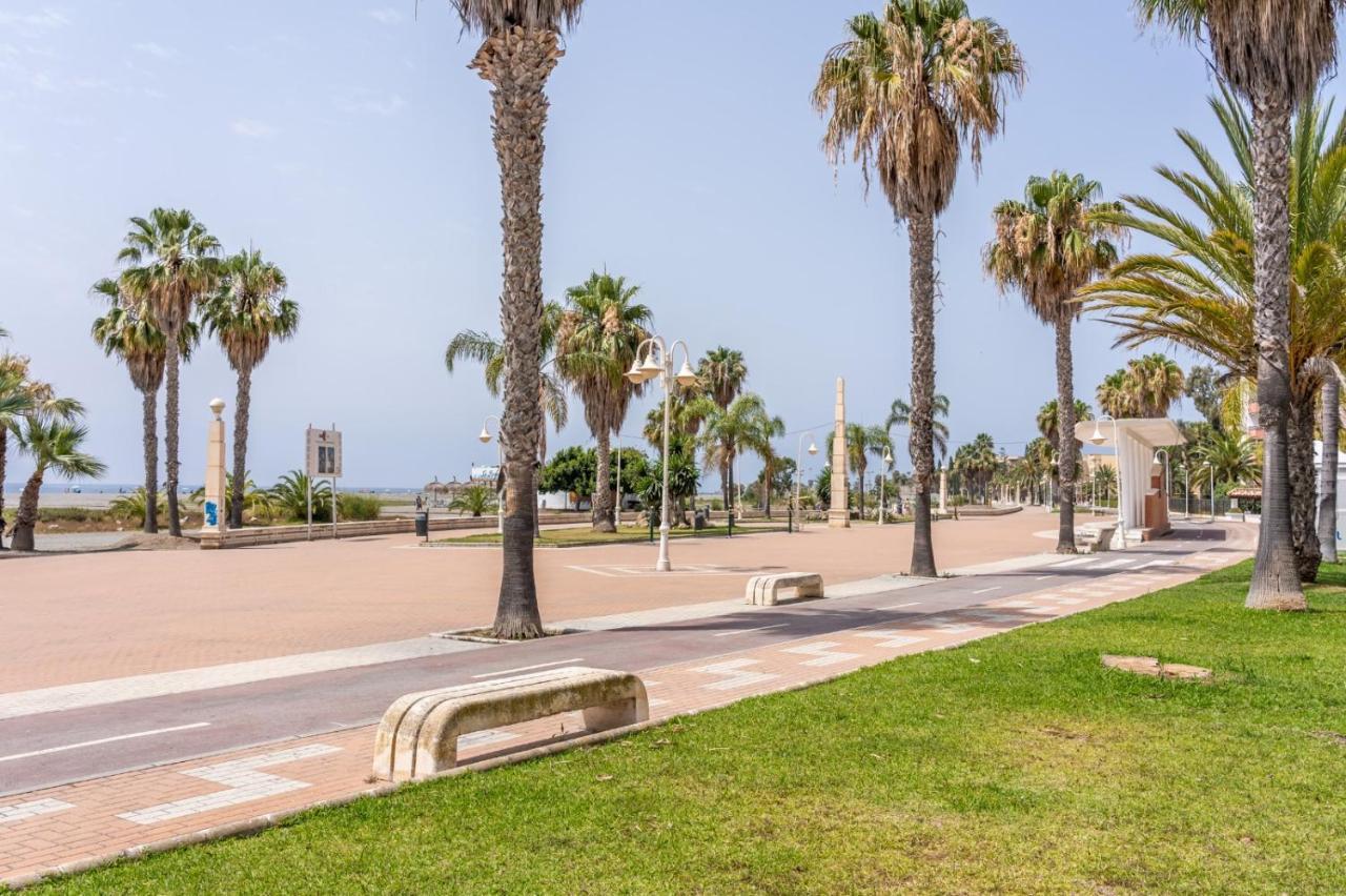 Lujo Frente Al Mar. Luxury On The Beachfront. 莫特里尔 外观 照片